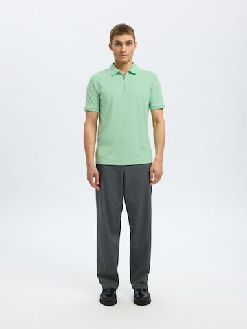 T-Shirt 'SLHFave' SELECTED HOMME en vert