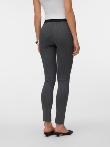 VERO MODA - Skinny Leggings en gris