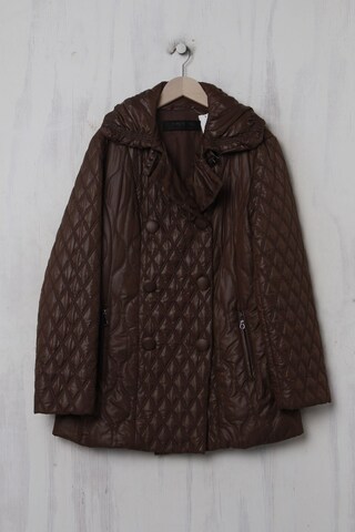 Betty Barclay Jacket & Coat in M in Brown: front