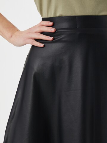 PIECES Skirt in Black