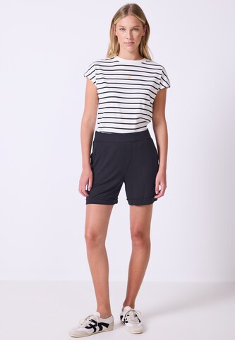 Street One Studio Loosefit Shorts in Blau