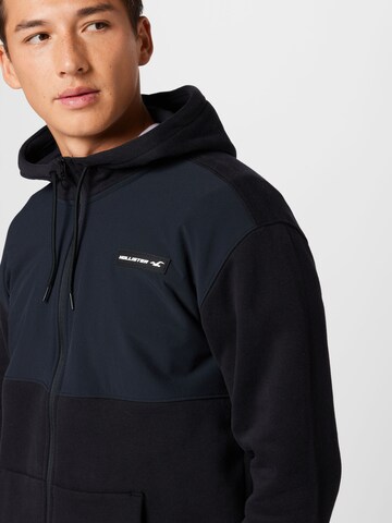 HOLLISTER Sweatjacke in Schwarz