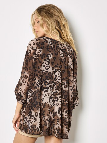 Apricot Leopard Print Lightweight Kaftan Top ' ' in Grau
