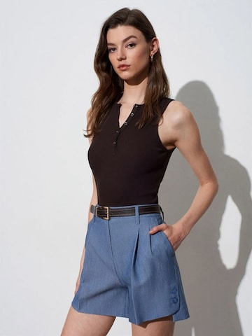 Dilvin Regular Pants 'Shorts' in Blue