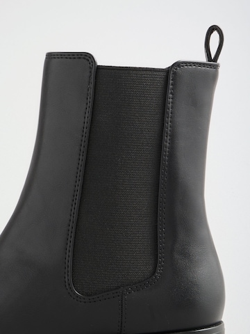 Friends Like These Chelsea boots in Zwart