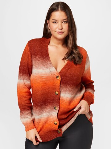 Cardigan 'CARNINI' ONLY Carmakoma en rouge : devant