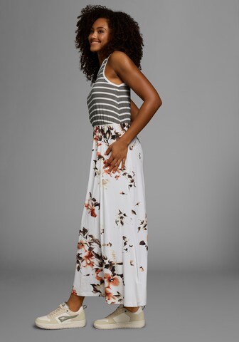 KangaROOS Kleid in Weiß
