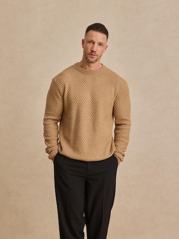 DAN FOX APPAREL Sweater 'Melvin' in Beige: front