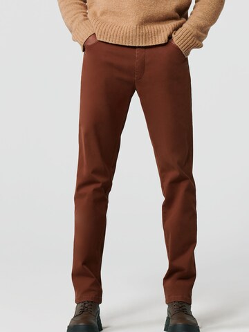 Regular Pantalon chino MEYER en marron : devant