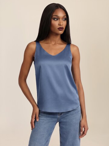 APART Top in Blue: front