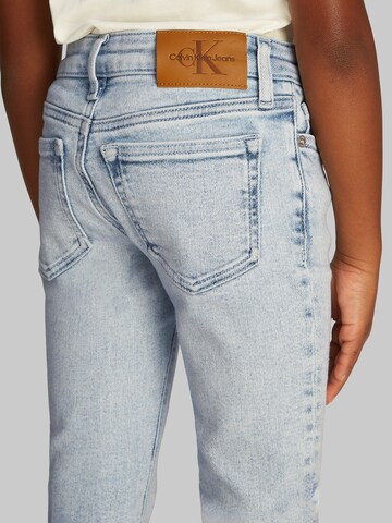 Coupe slim Jean Calvin Klein Jeans en bleu