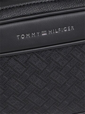 TOMMY HILFIGER Waschtasche in Schwarz