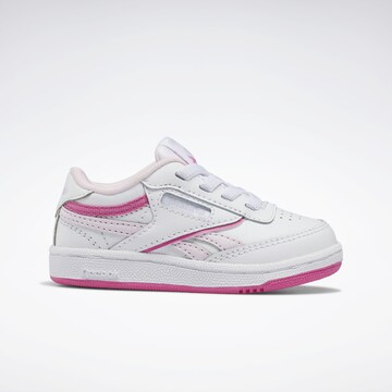 Sneaker 'Club C Revenge' de la Reebok pe alb