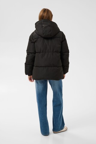 Kaffe - Chaqueta de invierno 'Yrsa' en negro