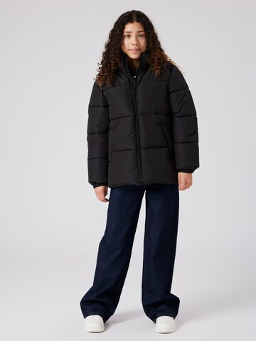 TWO SOON Jacke in Schwarz