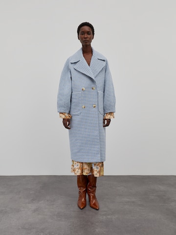 EDITED Between-seasons coat 'Daria' in Blue: front