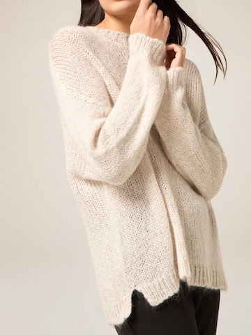Pullover di oltre in bianco