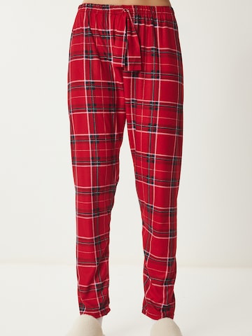 Happiness İstanbul Pyjamahose in Rot: Vorderseite