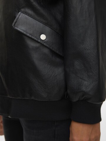 VERO MODA Between-season jacket 'Agate' in Black