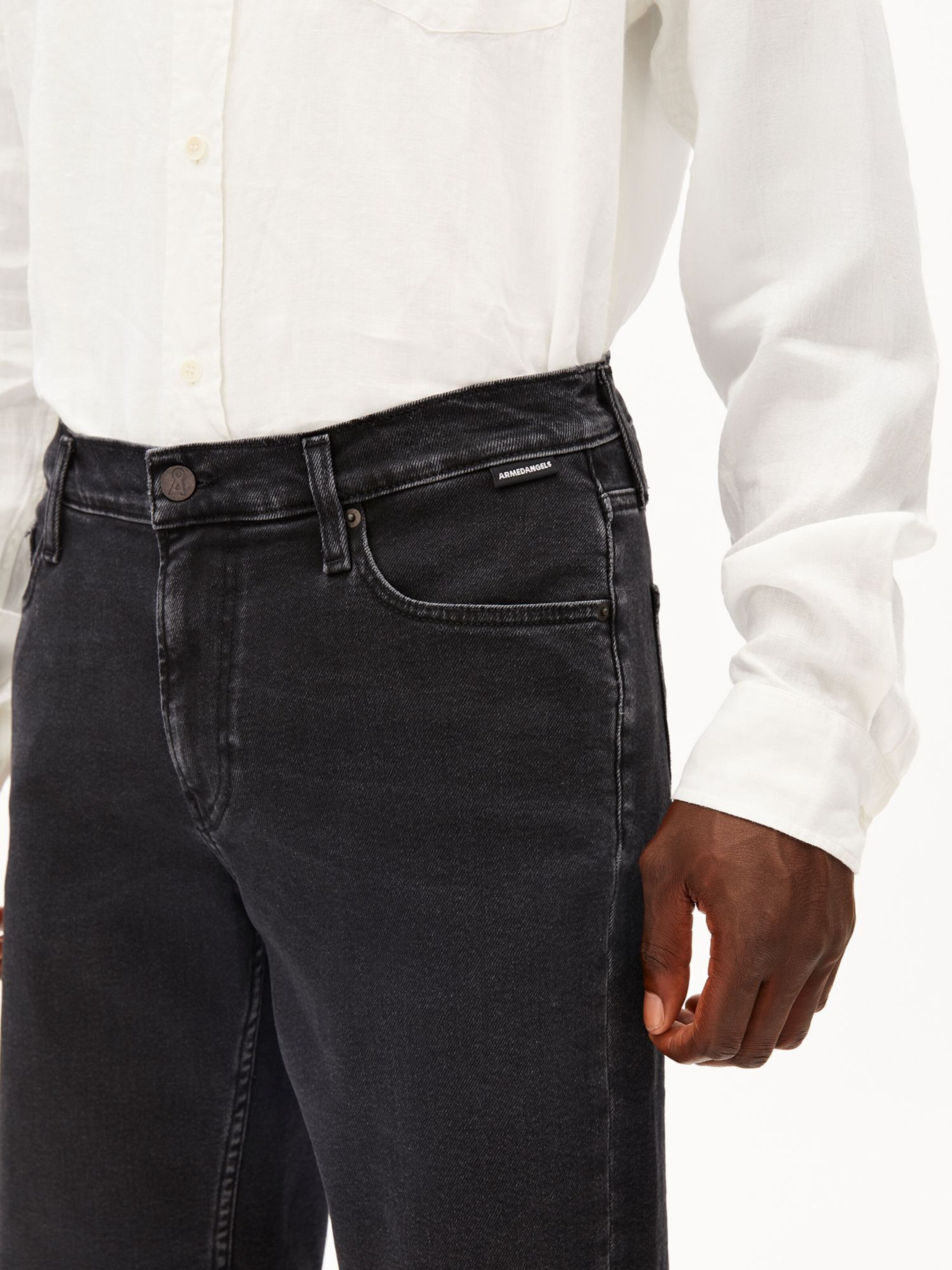 ARMEDANGELS Slim fit Pants in Black: front