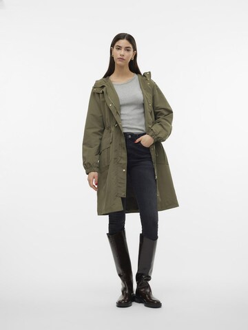žalia VERO MODA Demisezoninė striukė