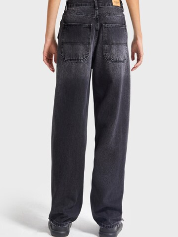 IT'S BASIC Loosefit Jeans 'NORA Skater Mid Rise Jeans (Lenght 28)' in Zwart