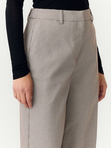 Wide Leg Pantalon à plis 'YASChekka' YAS en noir