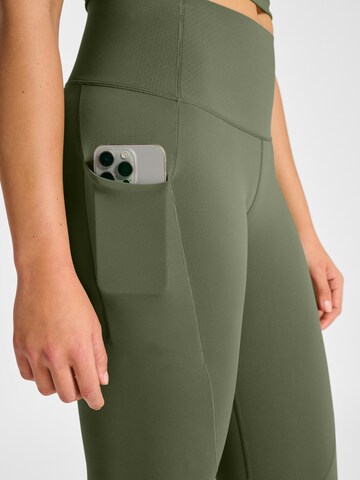 Hummel Skinny Workout Pants in Green