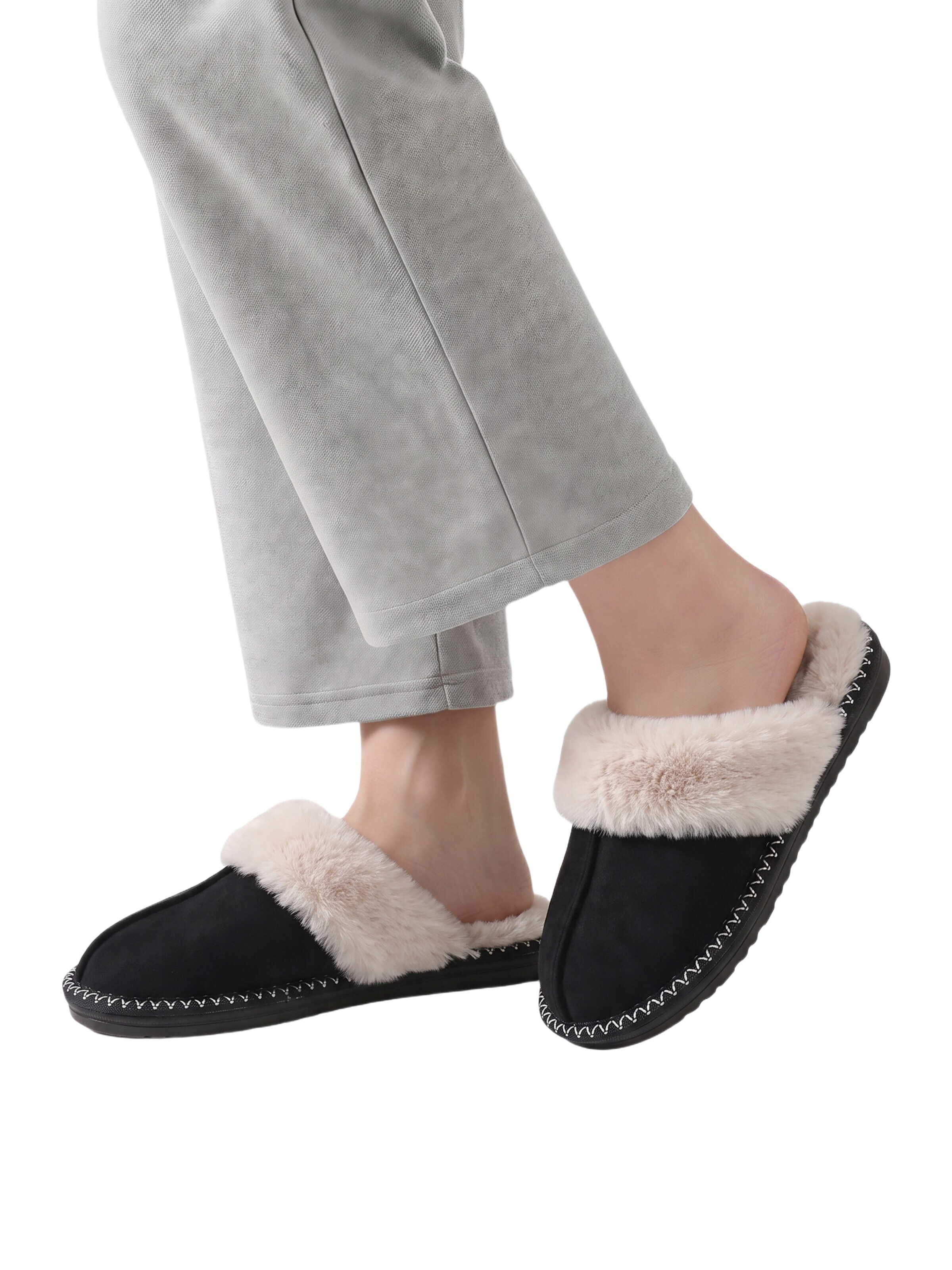 BONVERANO Slippers in Black