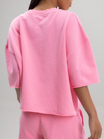 Hey Honey Sweatshirt 'Short Sleeve' in Pink