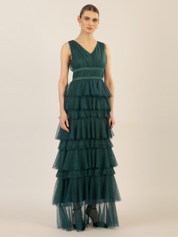 APART Evening Dress in Green: front