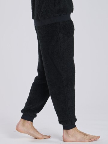 Loungeable Tapered Hose in Schwarz
