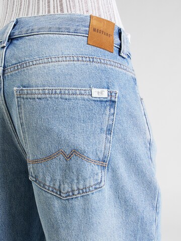 MUSTANG Wide Leg Jeans 'Medley' i blå