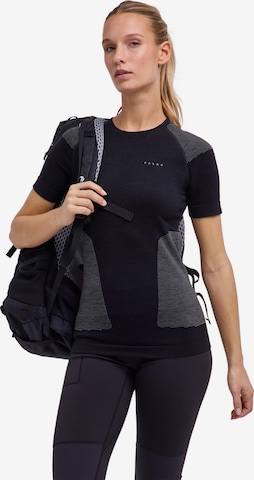 FALKE Base Layer 'Backpack-Ready' in Black: front