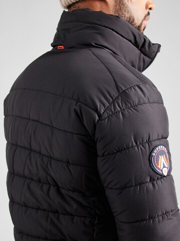 Veste d’hiver 'Fuji' Superdry en noir