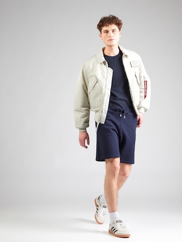 GUESS Regular Shorts in Blau