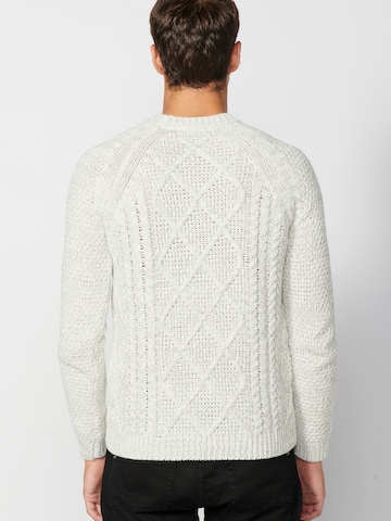 Pull-over KOROSHI en blanc