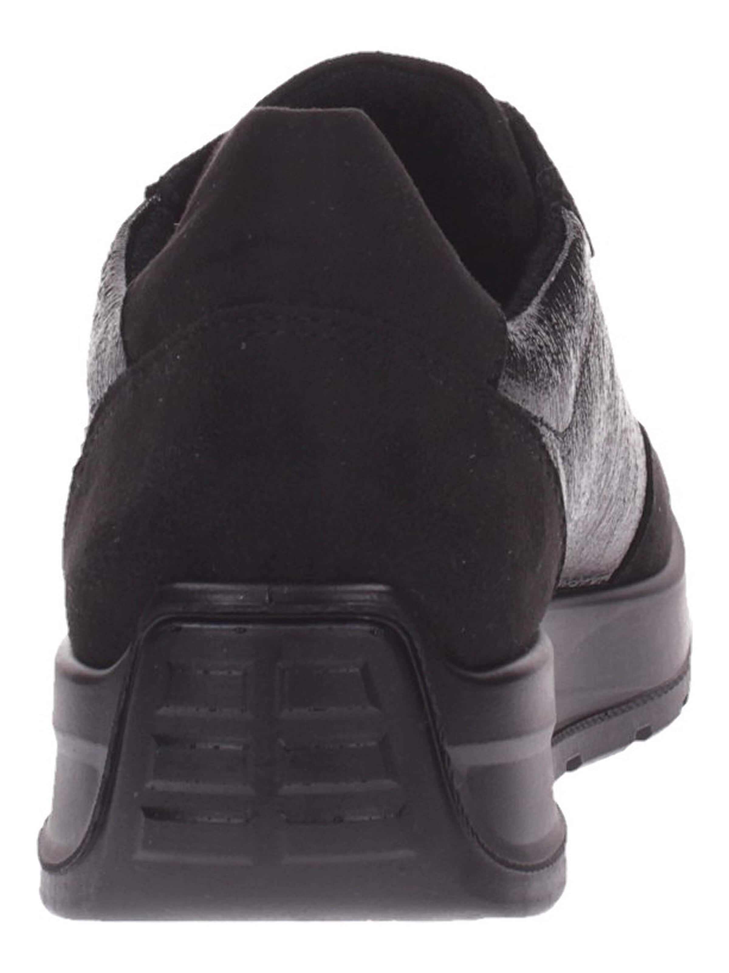Sneaker bassa di ARA in nero