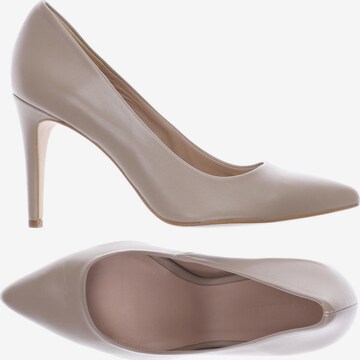 HALLHUBER Pumps 39 in Beige: predná strana