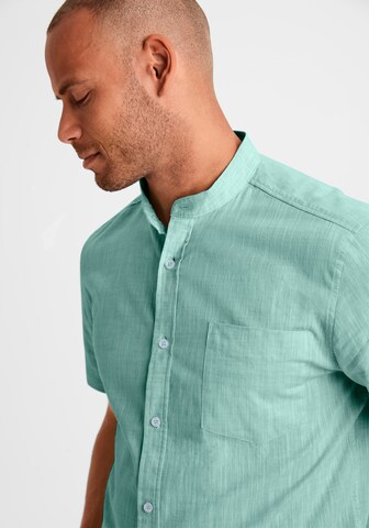 H.I.S Regular fit Button Up Shirt in Green