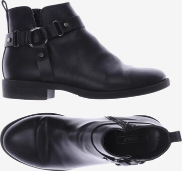 ONLY Dress Boots in 39 in Black: front