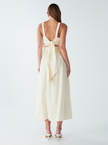 Willa Jurk 'Liliana' in Wit: terug