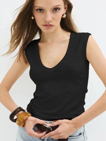 No Matter What Top 'Kadın' in Black