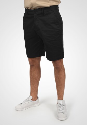 Casual Friday Regular Chino Pants in Black: front