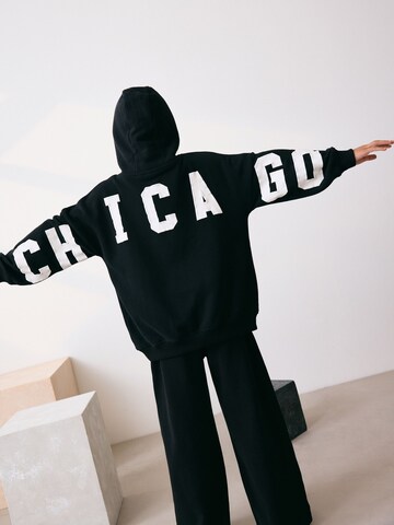 Next Sweatshirt in Schwarz