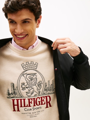 TOMMY HILFIGER Демисезонная куртка в Черный