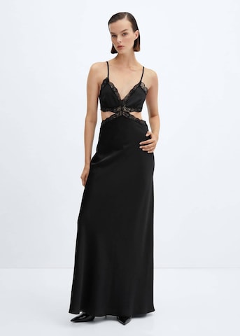 Robe de soirée 'Verona' MANGO en noir : devant