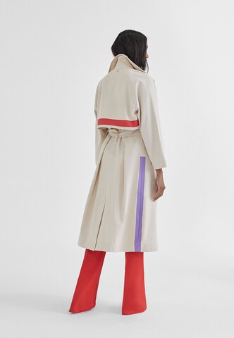 Manteau mi-saison Lola Casademunt en blanc
