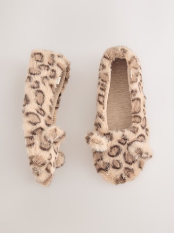 Next - Zapatillas de casa en marrón