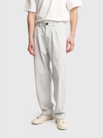 Pantalon à pince Giesto en gris : devant